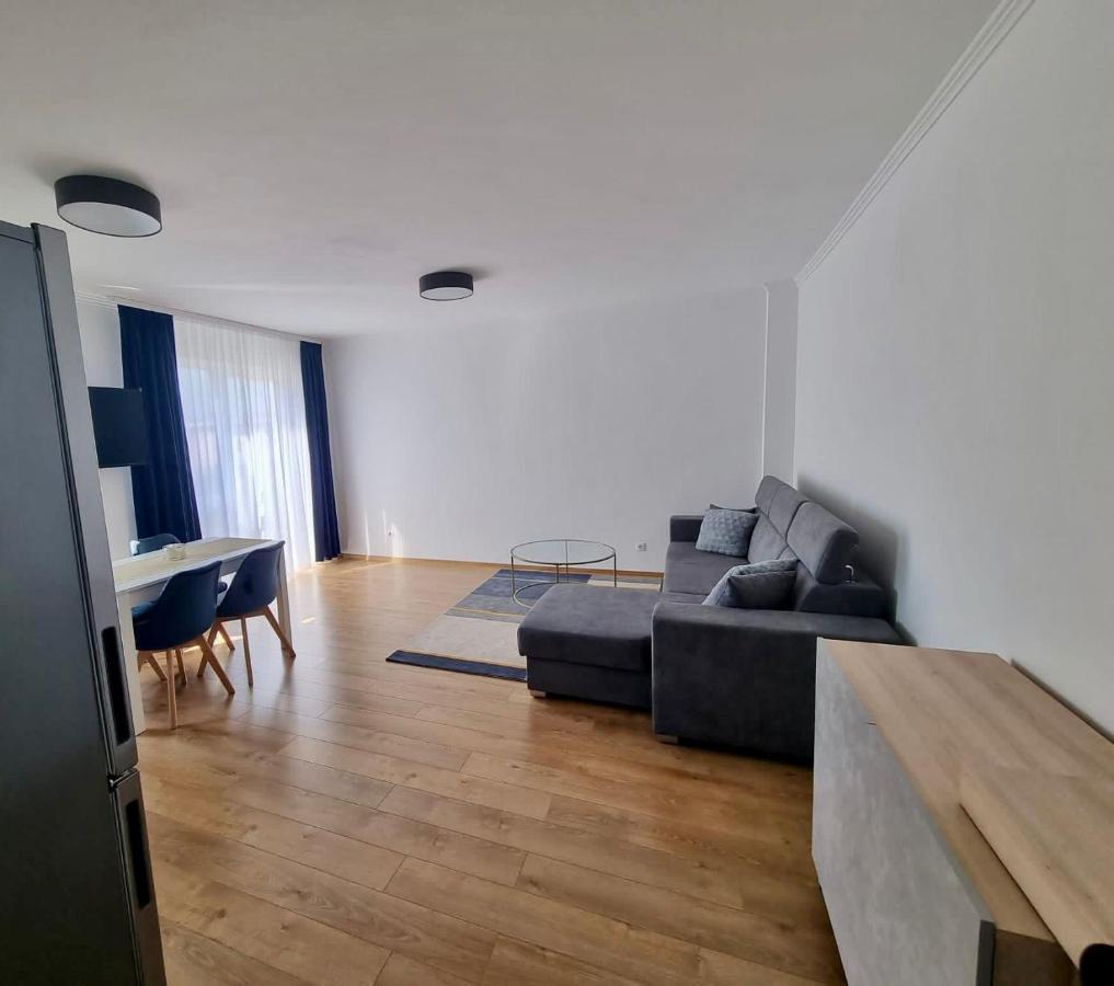 Lily Central Apartment With Free Parking Târgu-Mureş Exterior foto